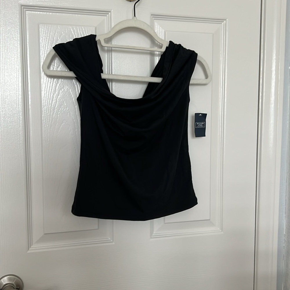 Abercombie and Fitch off the shoulder asymmetrical top